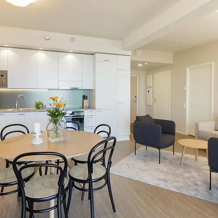 Marina B13 By Hiekka - Sisaeltaeae Liinavaatteet Ja Loppusiivouksen Apartahotel Kalajoki